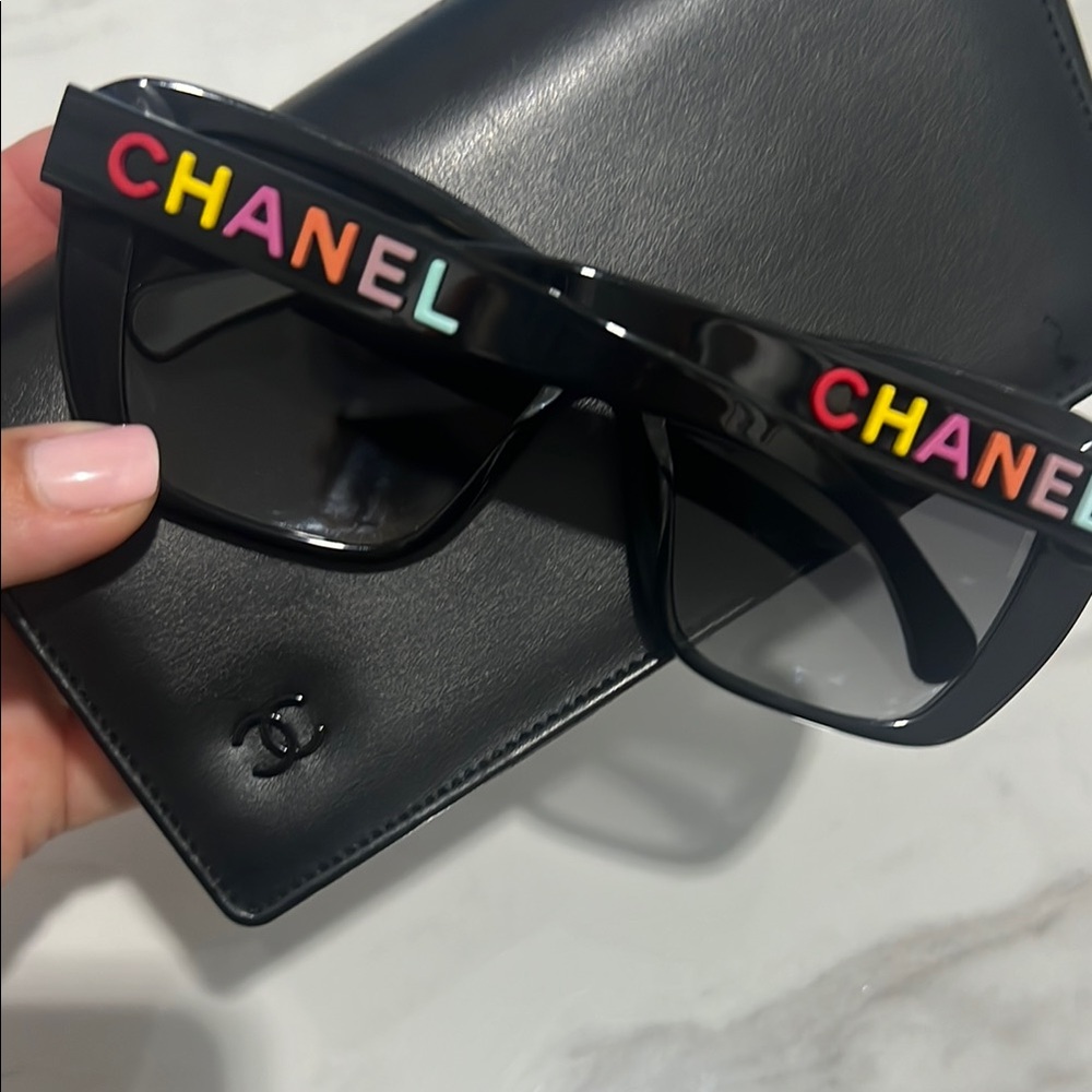 CHANEL Black and Red Sunglasses Bold Design